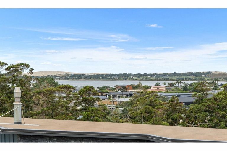 Photo of property in 7 Takahe Place, Mangawhai, 0505