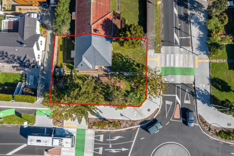 Photo of property in 2 Meola Road, Westmere, Auckland, 1022