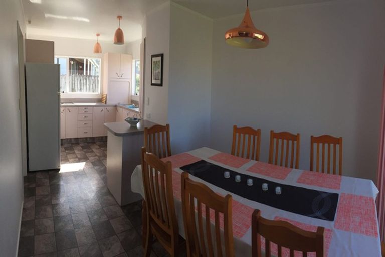 Photo of property in 7 Hereford Place, Waihi Beach, 3611