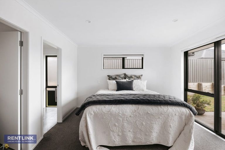 Photo of property in 28 Trans Tasman Way, Pyes Pa, Tauranga, 3112