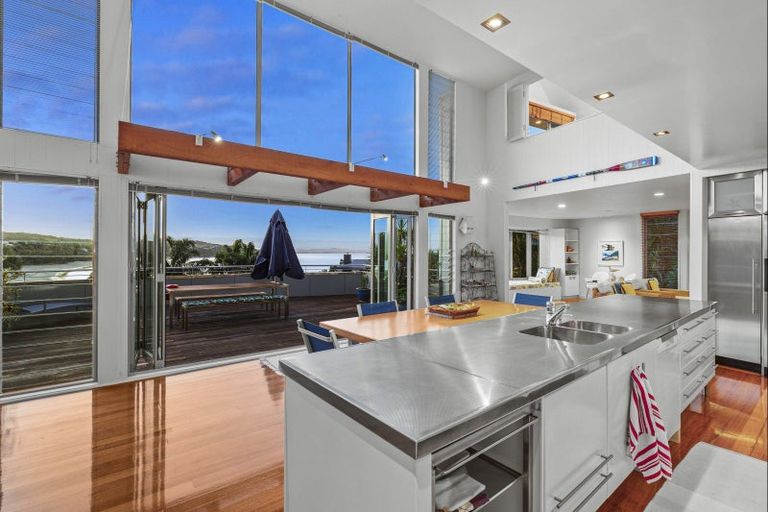 Photo of property in 20 Highland Lass Place, Langs Beach, Waipu, 0582