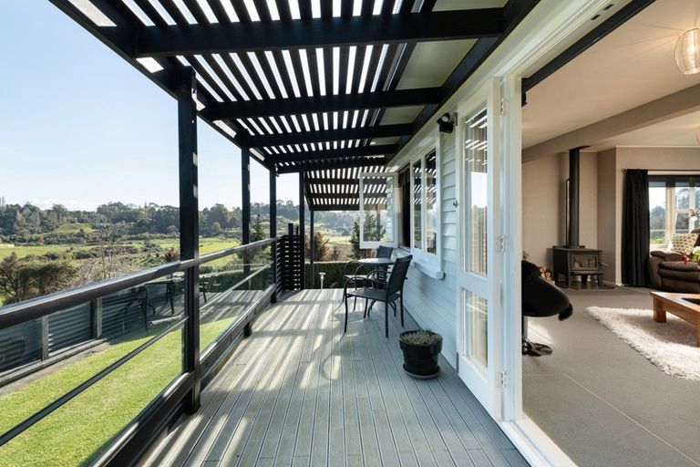 Photo of property in 10 Riverbasin Lane, Pyes Pa, Tauranga, 3112