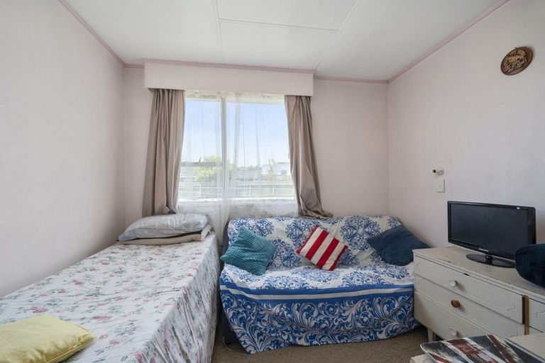 Photo of property in 46 Martin Road, Paraparaumu Beach, Paraparaumu, 5032