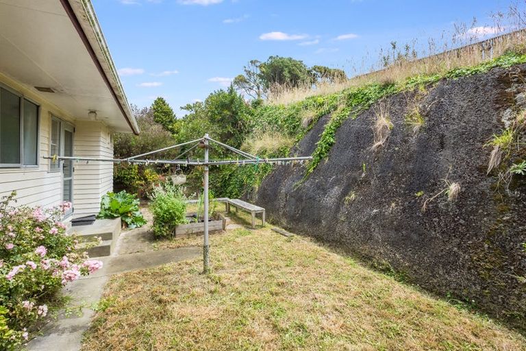 Photo of property in 1/20 Te Arataura Street, Takapuwahia, Porirua, 5022