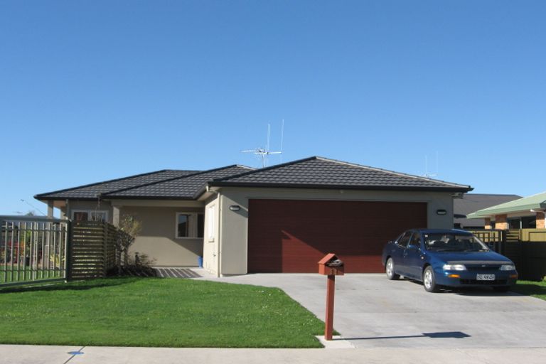 Photo of property in 11 Westminster Place, Rototuna North, Hamilton, 3210