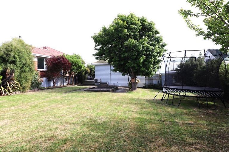 Photo of property in 61 Tamar Street, South Hill, Oamaru, 9400