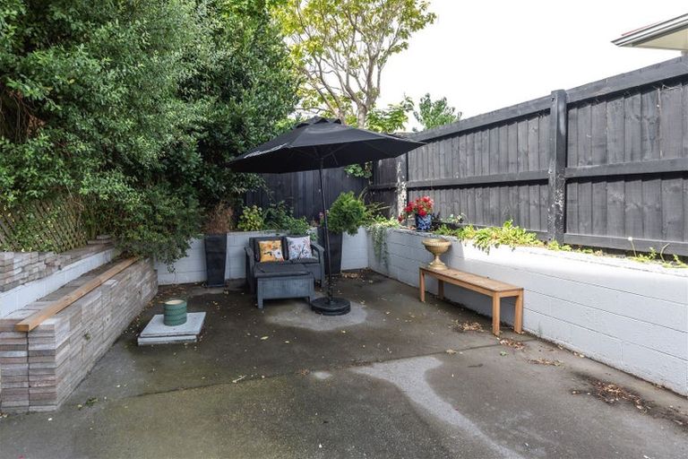 Photo of property in 6 Chilton Drive, Mairehau, Christchurch, 8052