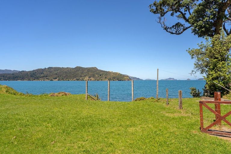 Photo of property in 50 Otautu Wharf Road, Colville, Coromandel, 3584