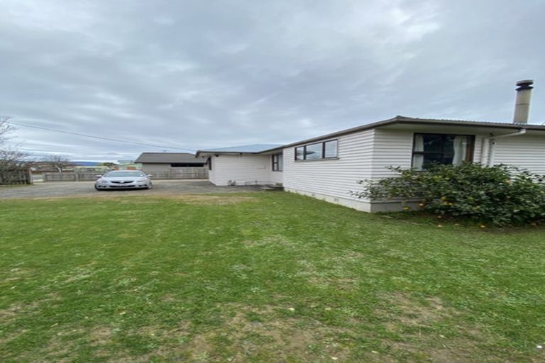 Photo of property in 3 Fairfield Road, Levin, 5510