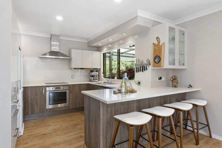 Photo of property in 9 Valleyside Way, Pukekohe, 2120