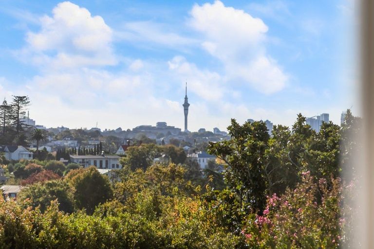 Photo of property in 40 Orakei Road, Remuera, Auckland, 1050