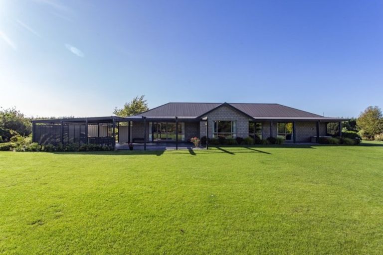 Photo of property in 65 Windsor Drive, Kirwee, Darfield, 7571