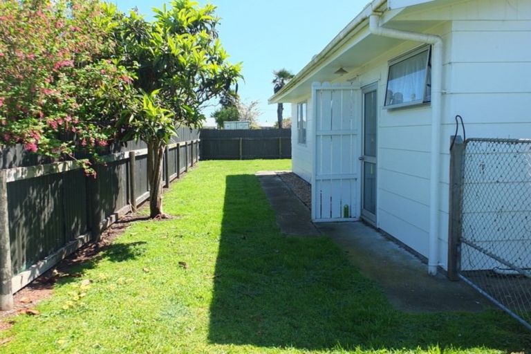 Photo of property in 2a Gladstone Street, Foxton, 4814