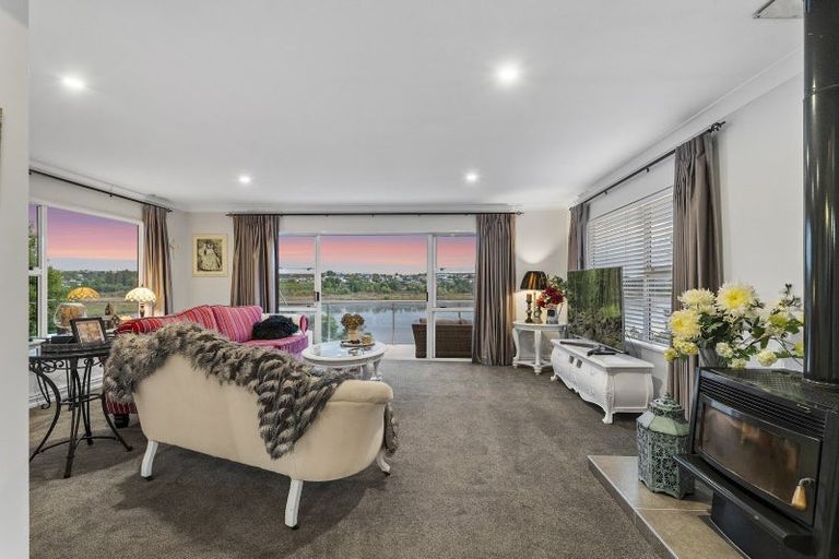 Photo of property in 28 Sunny Bay Road, Matua, Tauranga, 3110