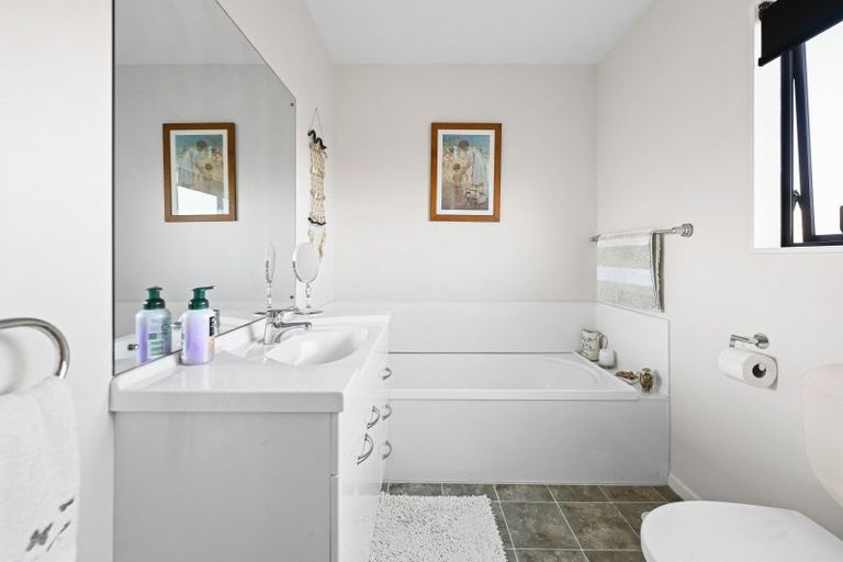 Photo of property in 27a Sayer Street, Frankton, Hamilton, 3204