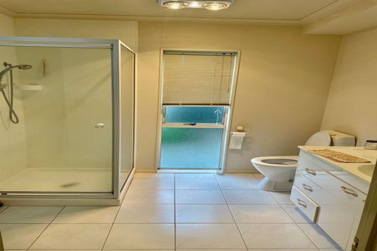 Photo of property in 28 Cantora Avenue, Northpark, Auckland, 2013