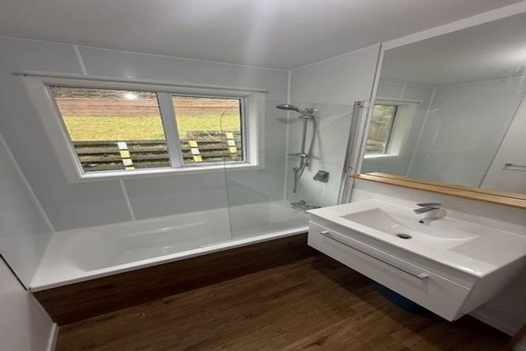 Photo of property in 1/6 Naseby Grove, Wainuiomata, Lower Hutt, 5014