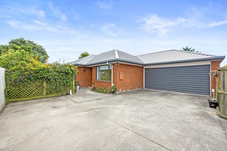 Photo of property in 91a Prestons Road, Redwood, Christchurch, 8051