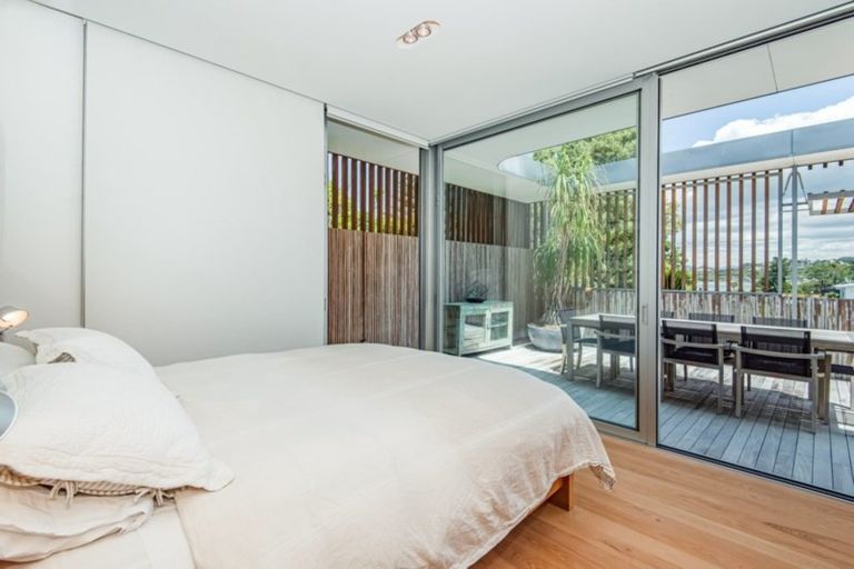 Photo of property in 24 Paku Drive, Tairua, 3508