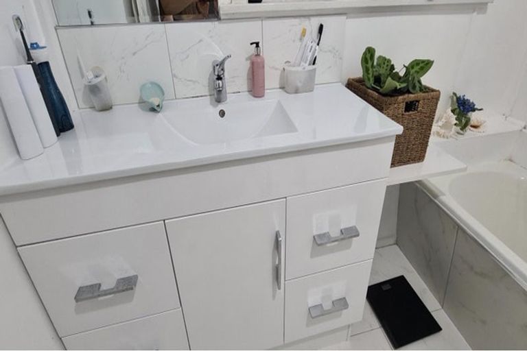 Photo of property in 30 Arawa Street, New Lynn, Auckland, 0600