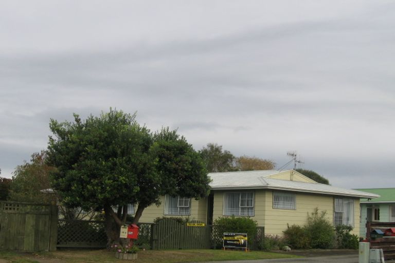 Photo of property in 15b Cypress Grove, Paraparaumu, 5032