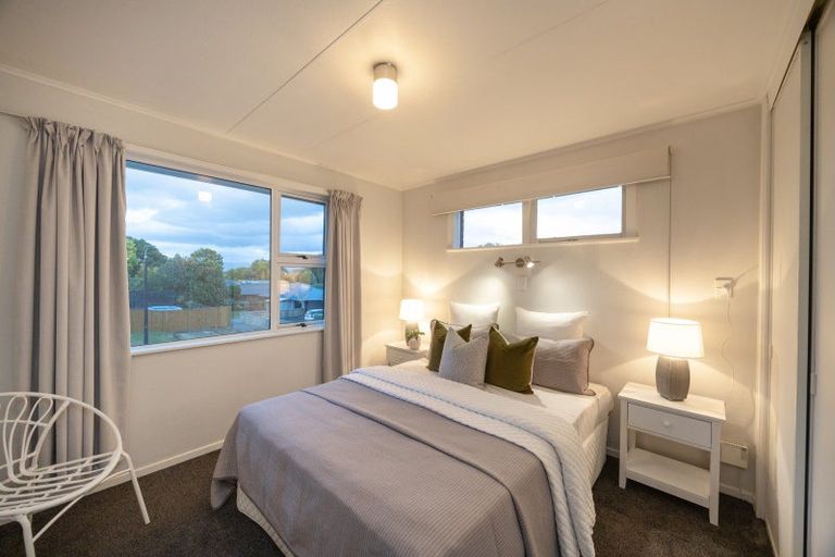 Photo of property in 2a Ruamahanga Crescent, Terrace End, Palmerston North, 4410