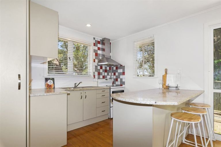 Photo of property in 87a Kawaha Point Road, Kawaha Point, Rotorua, 3010