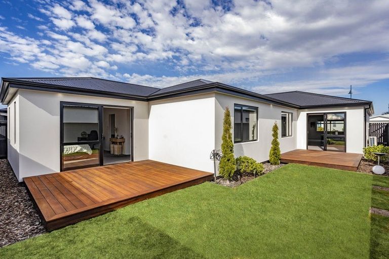 Photo of property in 8 Pakohe Street, Pegasus, 7612