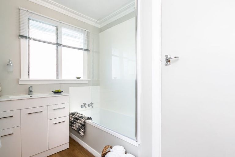 Photo of property in 137 Easther Crescent, Kew, Dunedin, 9012