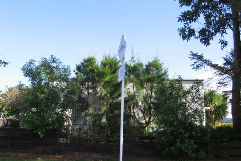 Photo of property in 1 Scholefield Street, Petone, Lower Hutt, 5012