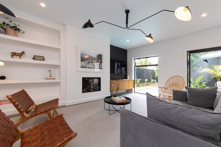 Photo of property in 17a Phoenix Avenue, Hokowhitu, Palmerston North, 4410