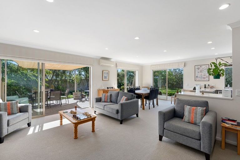 Photo of property in 10 Ludlam Way, Otaki, 5512