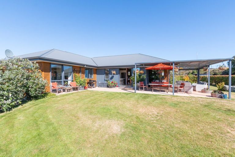 Photo of property in 1 Jack Young Place, Albert Town, Wanaka, 9305
