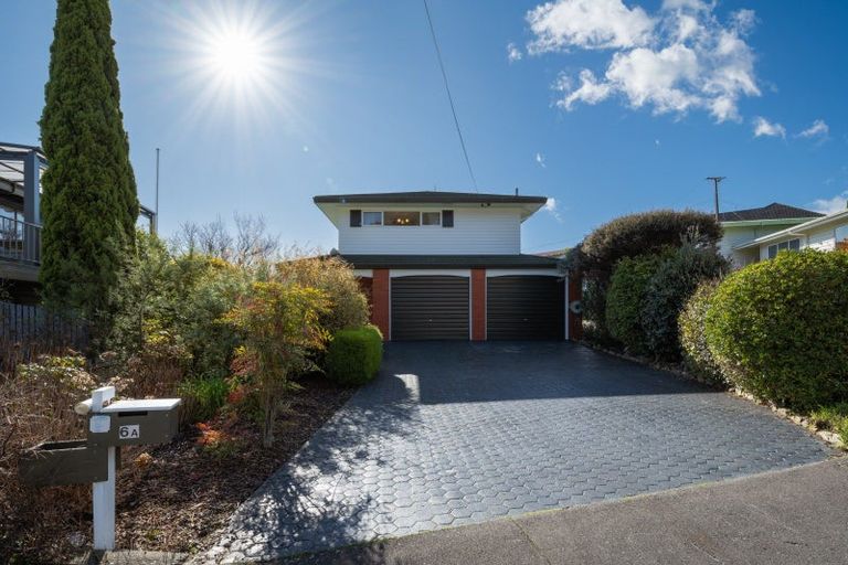 Photo of property in 6a Seaview Crescent, Picton, 7220