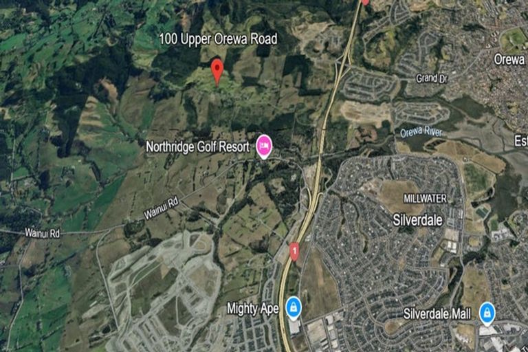 Photo of property in 100 Upper Orewa Road, Wainui, Silverdale, 0992