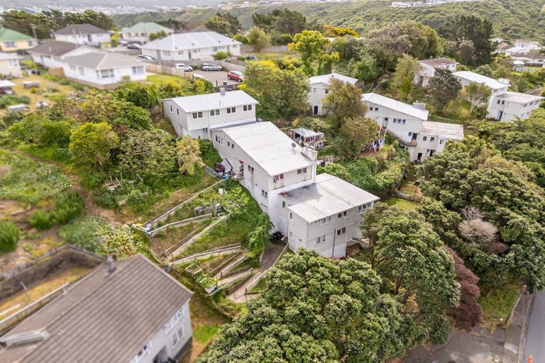 Photo of property in 148-152 Champion Street, Cannons Creek, Porirua, 5024