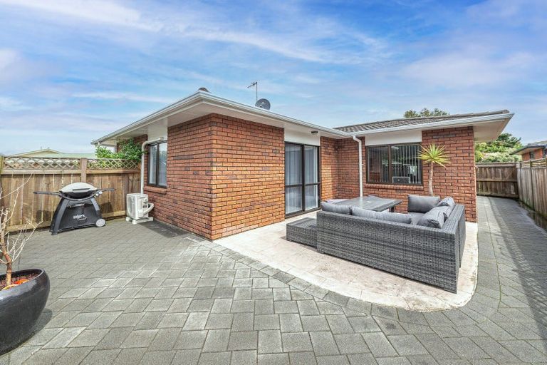 Photo of property in 1 Loader Place, Tawhero, Whanganui, 4501