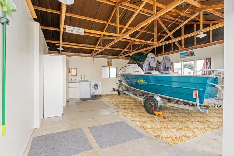 Photo of property in 25 Whitby Avenue, Whitianga, 3510