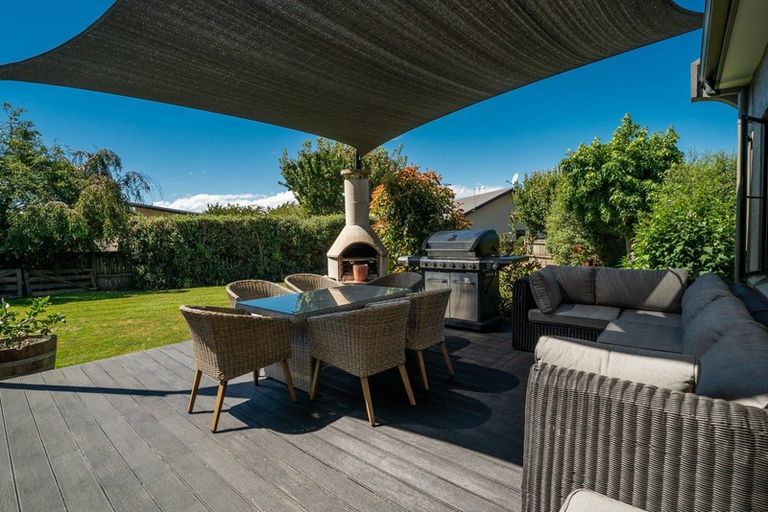 Photo of property in 88 Meadowstone Drive, Wanaka, 9305