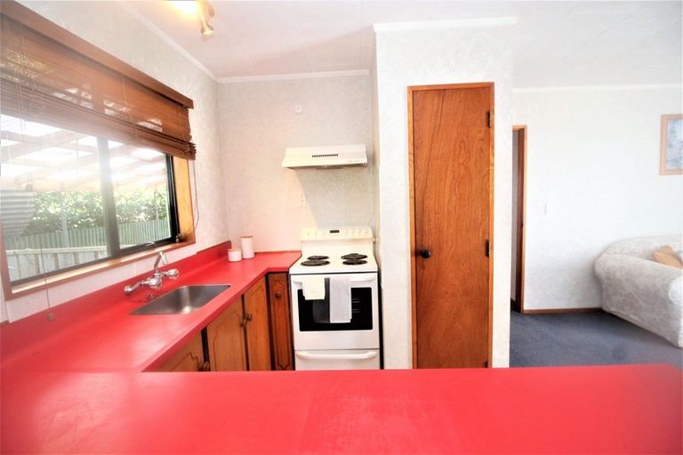 Photo of property in 129 Mclean Street, Woodville, 4920