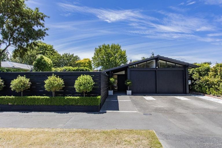 Photo of property in 33 Lynfield Avenue, Ilam, Christchurch, 8041