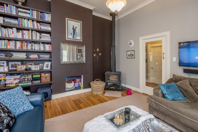 Photo of property in 6 Princes Street, Levin, 5510