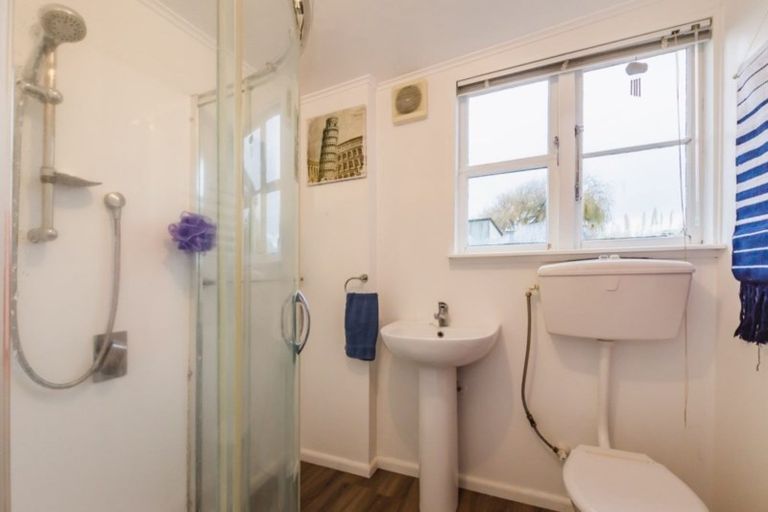 Photo of property in 15 Otaihanga Road, Otaihanga, Paraparaumu, 5036