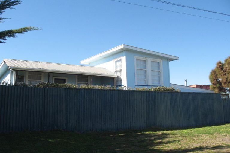 Photo of property in 17 Ruanui Street, Himatangi Beach, Foxton, 4891