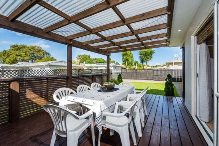 Photo of property in 256 Birkdale Road, Birkdale, Auckland, 0626