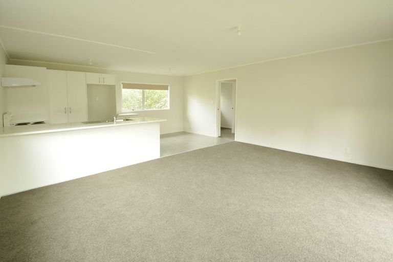 Photo of property in 72b Swaffield Road, Papatoetoe, Auckland, 2025