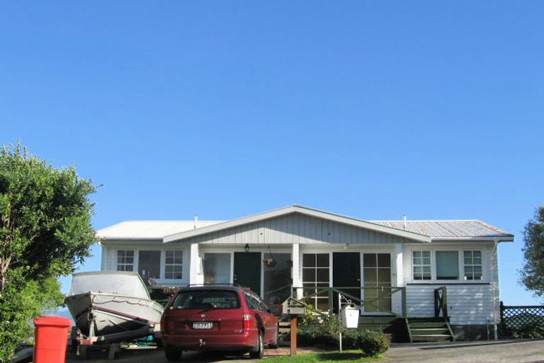 Photo of property in 36a Truro Road, Camborne, Porirua, 5026