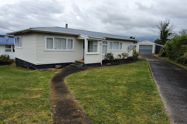 Photo of property in 19 Manuka Terrace, Mangakino, 3421