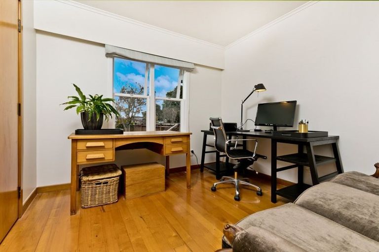 Photo of property in 51 Simpson Road, Ranui, Auckland, 0612