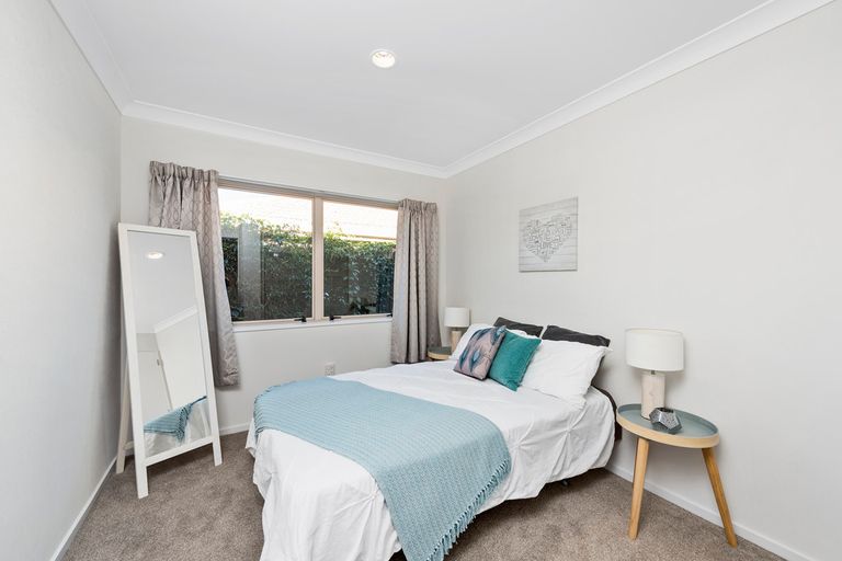 Photo of property in 4 Kalmia Dell, Mount Maunganui, 3116
